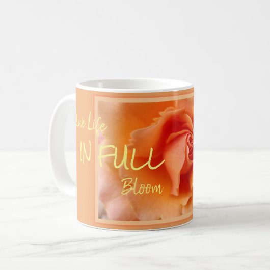 Mug Apricot Peach Rose Flower Close Up (Devant gauche)