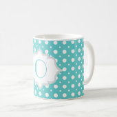 Mug Aqua moderne, pois blanc motif monogramme (Devant droit)