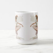Mug aquarelle petite, latina mignonne en robe rose (Centre)