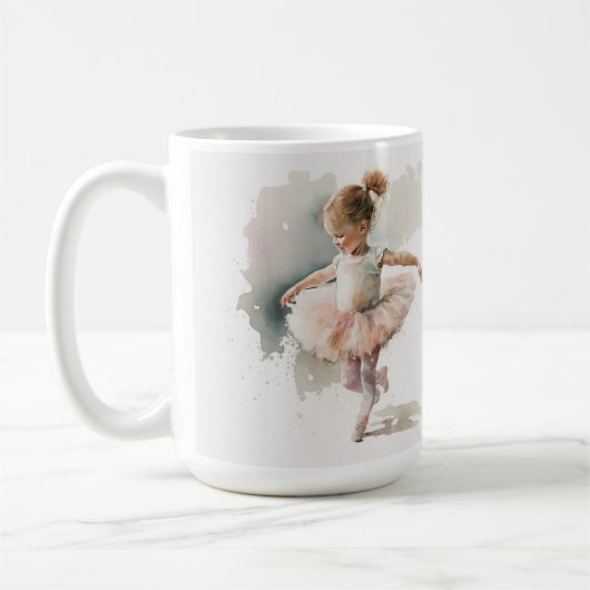 Mug aquarelle petite, latina mignonne en robe rose (Gauche)
