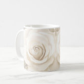 Mug Aquarelle rose blanche fleur abstraite. (Devant gauche)