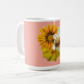Mug Araignée loup sur des fleurs (Devant gauche)
