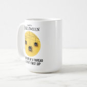 Mug Araignées éffrayantes avec Halloween personnalisab (Devant gauche)
