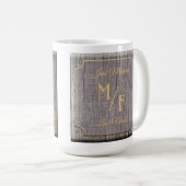 Mug Arbre rustique Bois d'écorce texturé avec initiale (Devant droit)