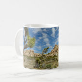 Mug Arbres de Josué et paysage désertique ciel bleu (Devant gauche)