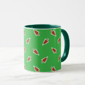Mug Arbres de Noël rouges motif vert (Devant droit)