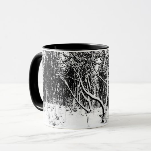 Mug Arbres et scène de neige, noir et blanc (Devant gauche)