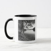 Mug Arbres par la rivière B&W (Gauche)