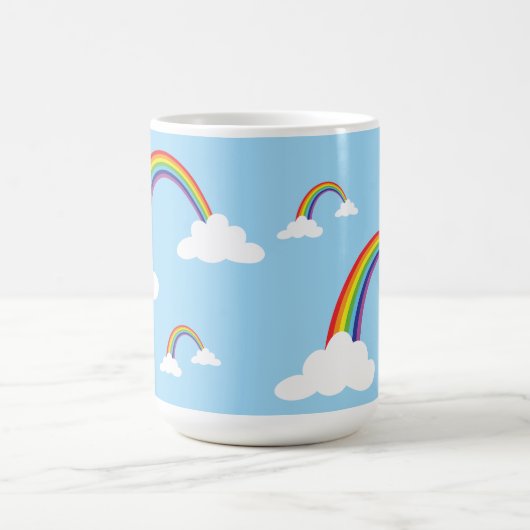Mug Arc-en-ciel et nuages dans un ciel clair (Centre)