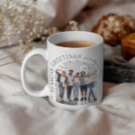 Mug Arc moderne affaires photo Noël<br><div class="desc">Design moderne minimaliste abstraite forme photo saisons de bienvenue entreprise Noël entreprise client cadeau de vacances en faveur mug. Audacieux sur la conception des tendances. Une partie d'une collection de vacances.</div>