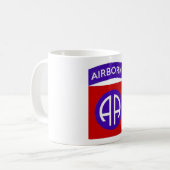 Mug Armée quatre-vingt-deuxième aéroportée (Devant gauche)
