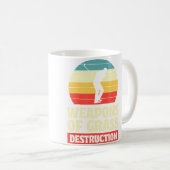 Mug Armes de destruction de l'herbe - Golf drôle Pun G (Devant droit)