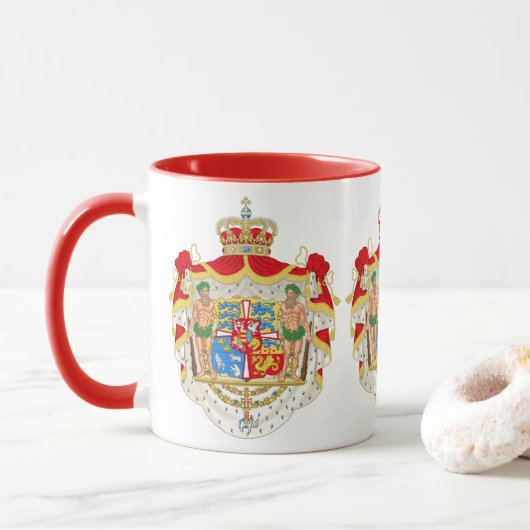 Mug Armoiries royales vintages du Danemark (Avec donut)