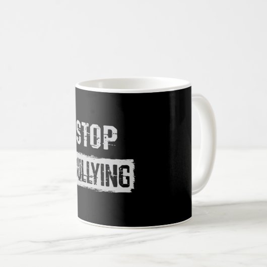 Mug Arrêter l'intimidation (Devant droit)