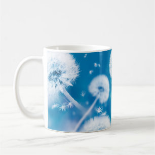 Mug Arrière - plan floral naturel d'été. Poudlées blan