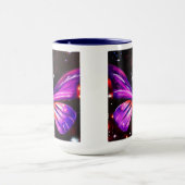 Mug Arrière - plan noir de papillon violet (Centre)