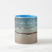 Mug Arrosage sur une branche d'arbre (Centre)