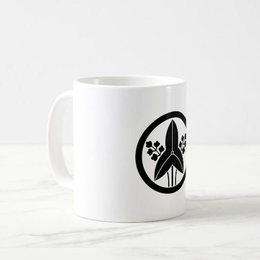Mug Arrowhead debout dans un cercle (Devant gauche)