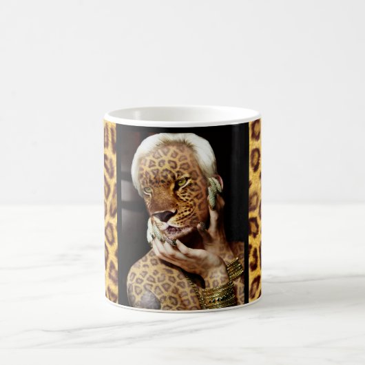 Mug Art de photo de femme de léopard (Centre)