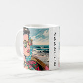 Mug Art de style BD | Femme regardant une danseuse de (Devant gauche)