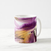 Mug Art fluide, texture dorée lilas marbrée. (Devant droit)
