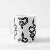 Mug Art folklorique texturé grunge sorcière serpent no (Devant gauche)