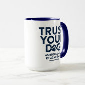 Mug Ashton & Co. K9 Academy Faites confiance à votre c (Devant droit)