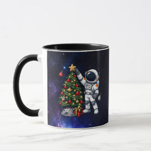 Mug Astronaute de Noël décorant un arbre de Lune
