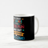 Mug Attention 2e année, j'arrive ! Remise de diplôme d (Devant droit)