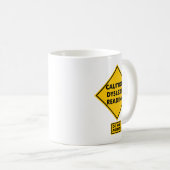 Mug Attention : Lecture dyslexique (Devant droit)