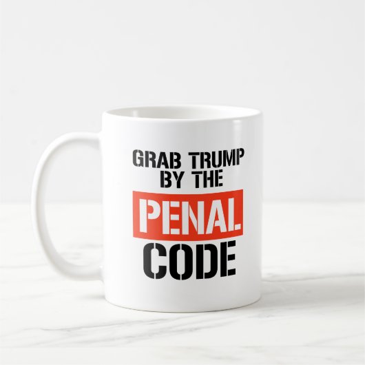 Mug Attirer Trump par le Code pénal (Gauche)