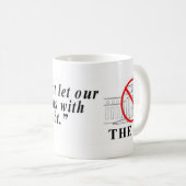 Mug Aucun Federal Reserve n'attaquent (Devant droit)