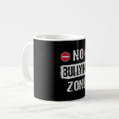 Mug Aucune zone d'intimidation (Devant gauche)