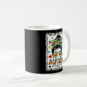 Mug Autism Awareness Maman Life Messy Bun Bleached Mot (Devant droit)