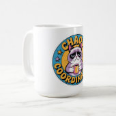 Mug Autocollant Chat Coordinateur du Chaos - Café Drôl (Devant gauche)