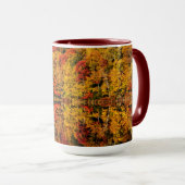 Mug Automne Réflexion sur Russell Pond | New Hampshire (Devant droit)