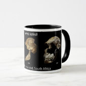 Mug aux crânes naledi Homos (Devant droit)