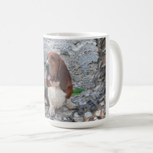 Mug Avec Basset Hound Castle Ruines Visite (Devant droit)