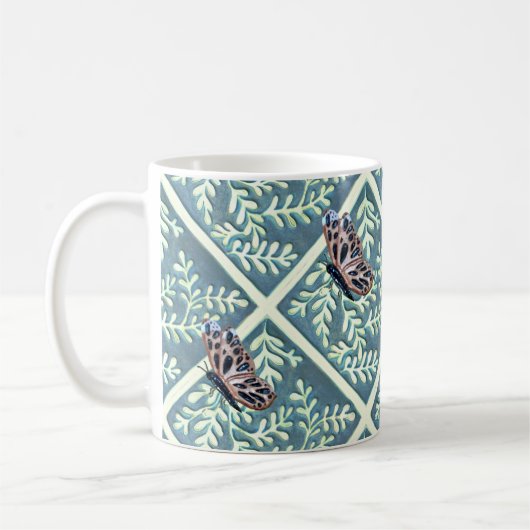 Mug avec feuillage et papillons (Gauche)