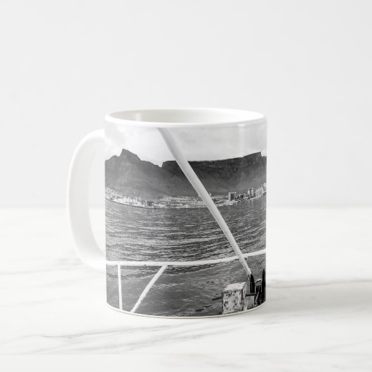 Mug avec image de la baie de la Table et de la mon (Devant gauche)