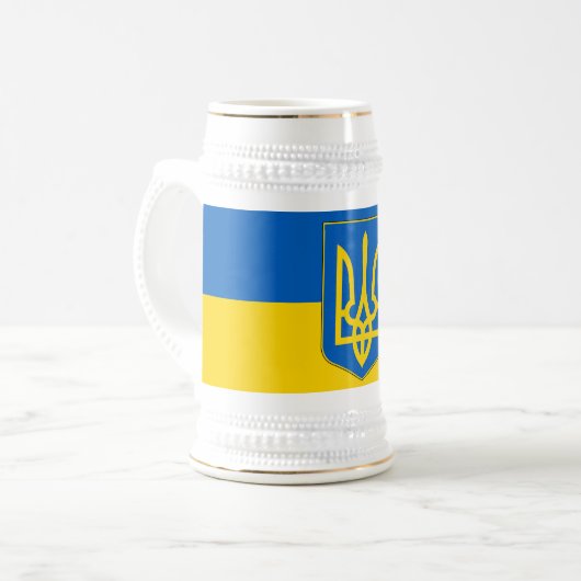 Mug avec le drapeau de l'Ukraine (Devant gauche)
