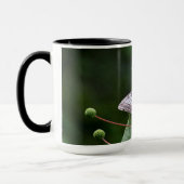 Mug avec papillon et volez sur Fleur sauvage (Gauche)