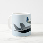 Mug Avion de chasse F-35 avec P-51 Mustang (Devant gauche)
