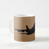 Mug avion de ligne de coucher du soleil (Devant gauche)