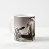 Mug Avion vintage sur piste (Devant gauche)