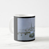 Mug Avions de C-130 Hercule Transports_Military (Devant gauche)