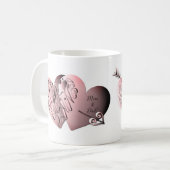 Mug "Avoir un Heureuse Sainte-Valentin"Coeurs écrits à (Devant gauche)