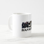 Mug B est pour le gardien d'ours (Devant gauche)
