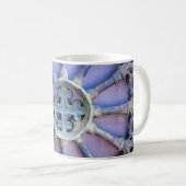 Mug Background with decorative fragment (ancient doors (Devant droit)