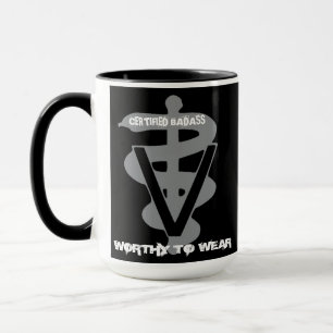Mug Badass Vétérinaire Certifié - À Porter